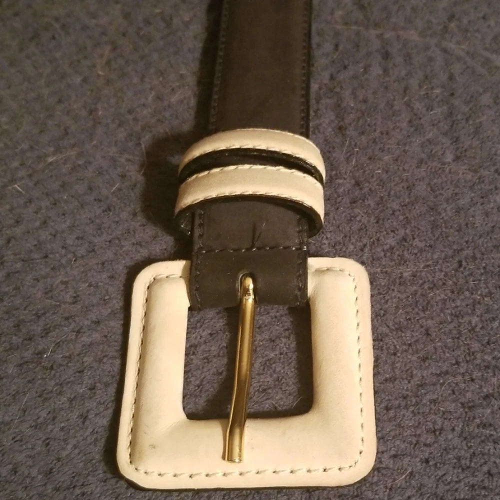 Jaeger vintage black leather belt